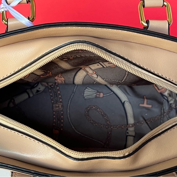 La Terre Vegan Leather Tan Handbag with Crossbody strap Fashion Purse - Picture 10 of 10